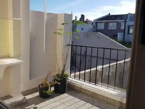 Depto Tipo Casa en Venta de 2 dormitorios