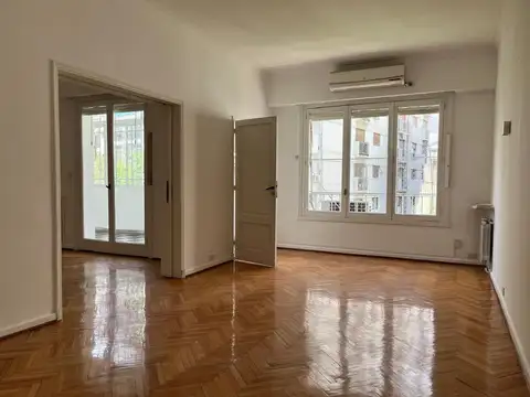 República Árabe Siria y Las Heras. 4 AMB con galeria