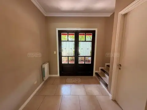 Casa en Venta en Pilar del Este - Los Jazmines, USD 240.000