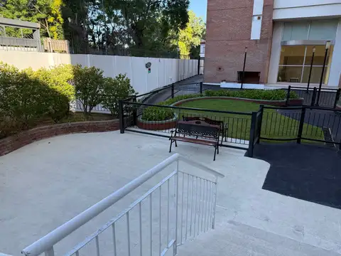 Departamento en Alquiler con 1 cocheras