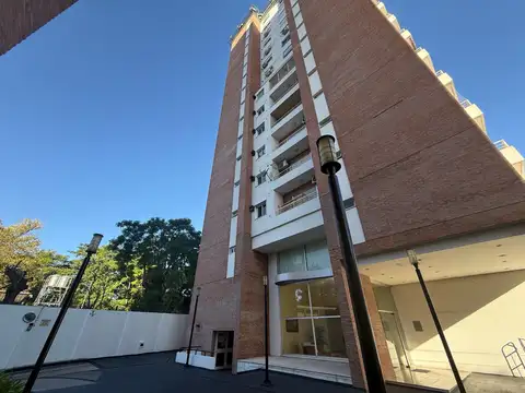 Departamento en alquiler - 2 ambientes con cochera - San Isidro - Beccar