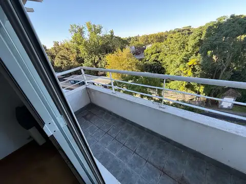 Departamento en Alquiler en Beccar, $ 650.000