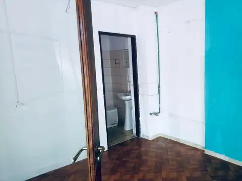 Local en Alquiler en Alberdi, $ 280.000