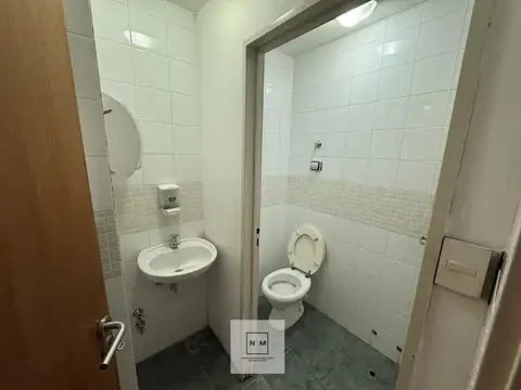 Oficina en Alquiler al Noreste