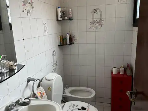 VENTA CASA 3 DORMITORIOS PILETA MERLO PADUA