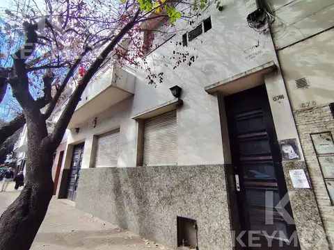 Casa en  calle 54 entre 8 y 9