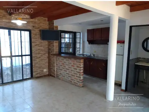 Casa 3 ambientes con 2 baños