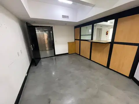 Oficina en Alquiler 21 años