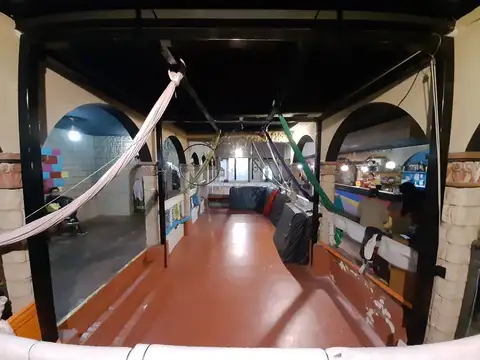 Avenida Rivadavia 24200