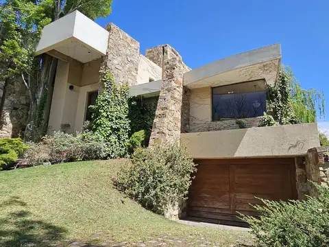 Casa en Venta en Chacras De Coria, USD 850.000