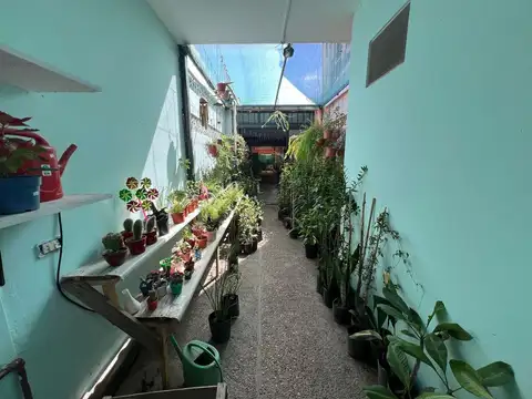 Casa 5 ambientes con 1 baño