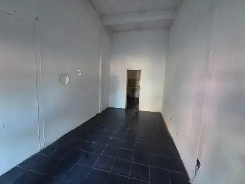 Local en Alquiler en Grand Bourg, USD 350