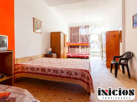 2 Departamentos y 4 Locales en Block: Carreras Nº 1449 - El Silvio - C518