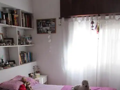 Depto Tipo Casa en Venta con 1 cocheras