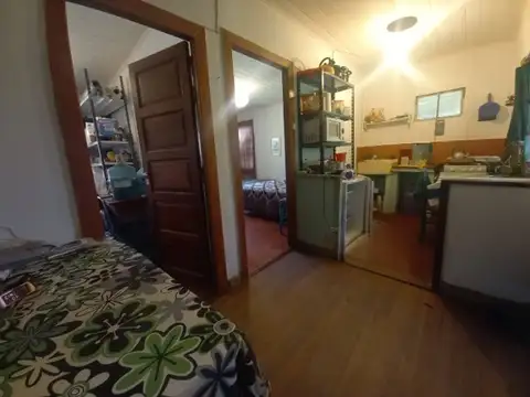 Casa 3 ambientes con 1 baño