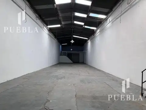 Galpon en Alquiler 58  mts Fondo
