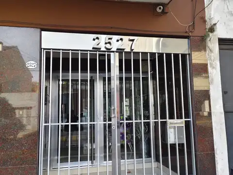 Excelente dpto de 1 Amb. Apto crédito. Rondeau 2500 P. Patricios.