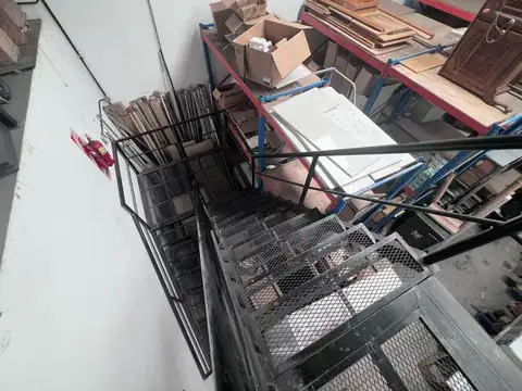 DEPOSITO EN VENTA EN VILLA CRESPO