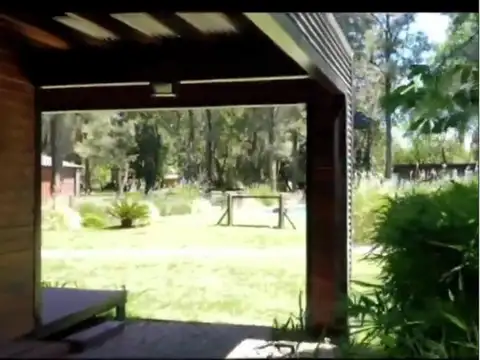 Casa 12 ambientes con 4 baños