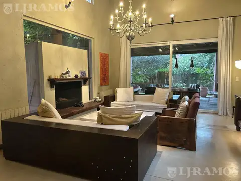 Casa en Alquiler de 3 dormitorios