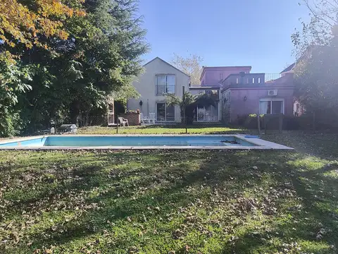 Casa en Venta de 4 dormitorios