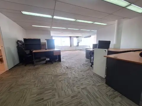 Oficina en Alquiler 58 años