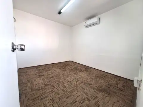 Oficina en Alquiler en Ciudad Vieja, $U 39.000