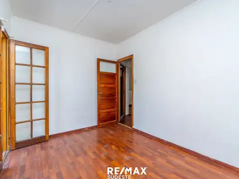 Depto Tipo Casa en Venta 45 años