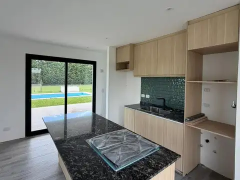 Casa en Venta en Canning, USD 315.000