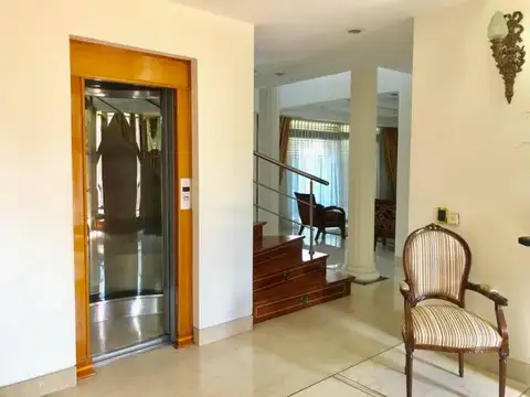 Casa en Venta de 5 dormitorios
