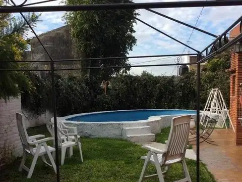 Casa en Venta en Haedo, USD 260.000