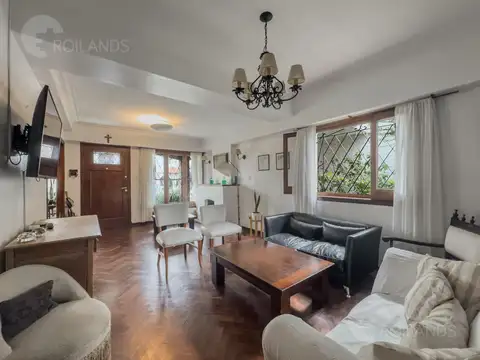 Casa 7 ambientes con 3 baños