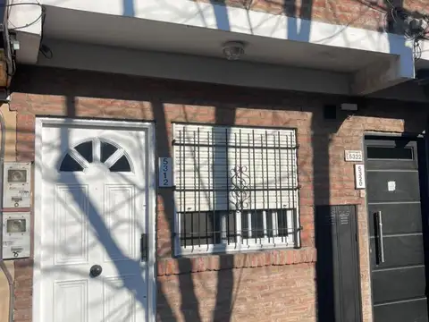 PH 2 AMBIENTES CON ENTRADA INDEPENDIENTE- CARAPACHAY