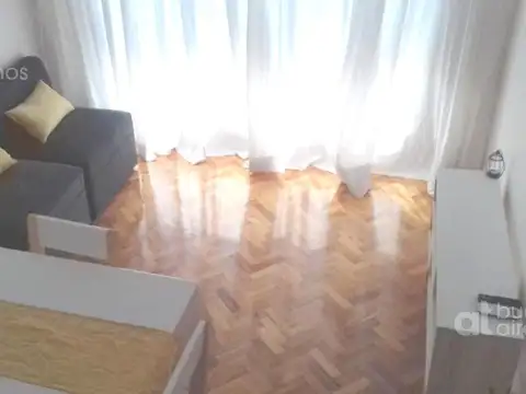 Departamento 3 ambientes con balcón en alquiler temporario Almagro