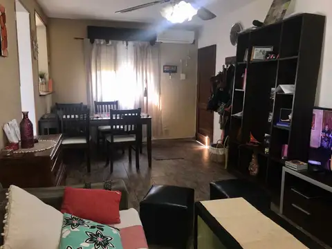 Departamento 4 ambientes con 1 baño