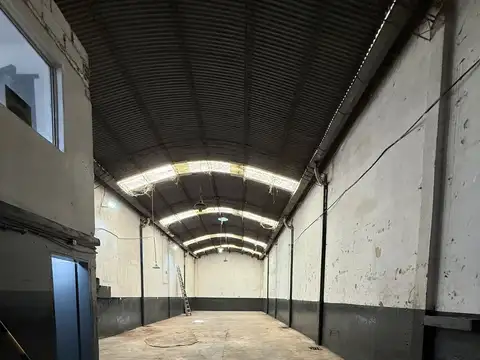 Galpon en Alquiler en Avellaneda, $ 1.400.000