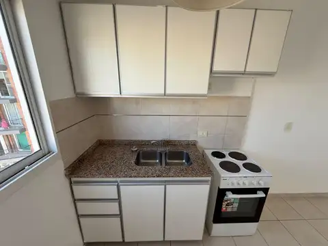 Departamento en Alquiler en Abasto, $ 480.000