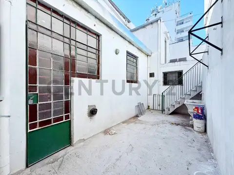 PH DE 3 DORMITORIOS CON COCHERA Y PATIO EN LA PLATA