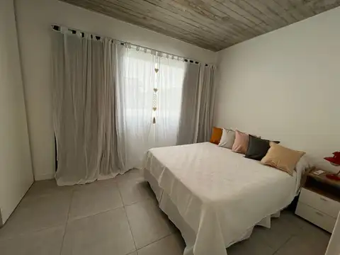 Depto Tipo Casa 3 ambientes con 2 baños