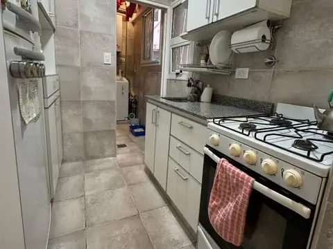 Departamento 3 ambientes con dependencia en Plaza Mitre