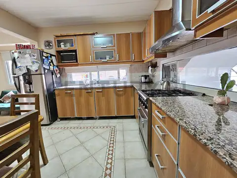 Casa en Venta en Villa Gobernador Udaondo, USD 179.000