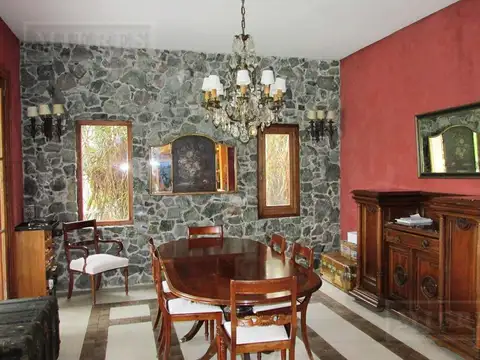 Casa 4 ambientes con 4 baños