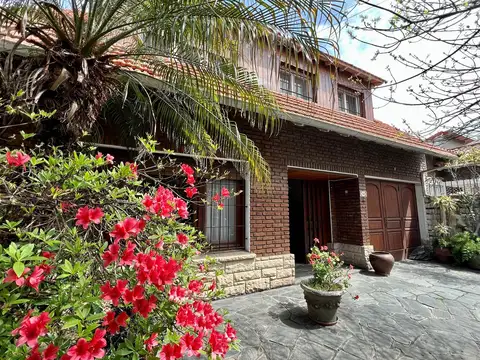 Casa  en Venta en Olivos, Vicente López, G.B.A. Zona Norte