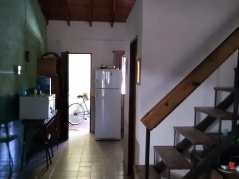 EN VENTA EN SAN BERNARDO 2 LOCALES COMERCIALES CON ENTREPISO Y BAÑO; BUENA UBICACION - FICHA 8416