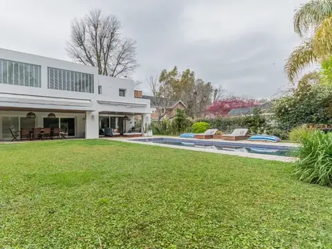 Casa 3 ambientes con 3 baños