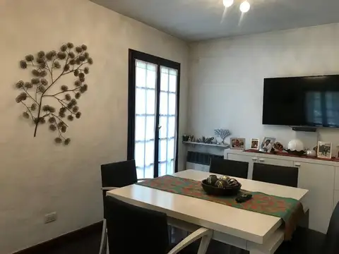 VENTA CASA EN PH, 3 DORMITORIOS, CENTRO NEUQUEN