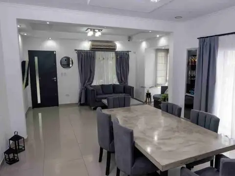 CASA 6 AMBIENTES VENTA MONTE GRANDE APTO CRÉDITO