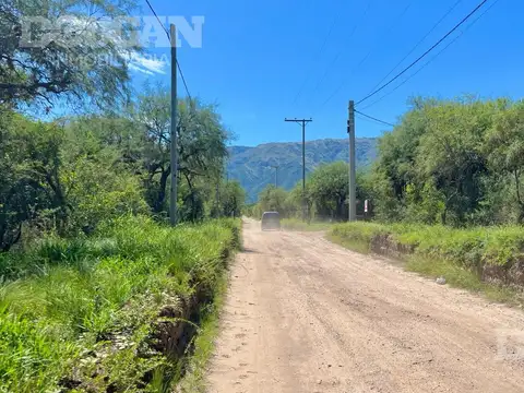 Lote a la venta sobre calle Los Cocos - Carpintería San Luis