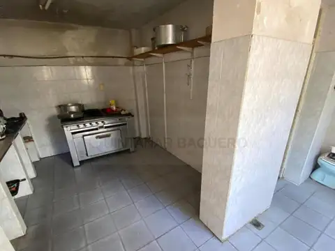 Local en Venta en Pompeya, USD 130.000