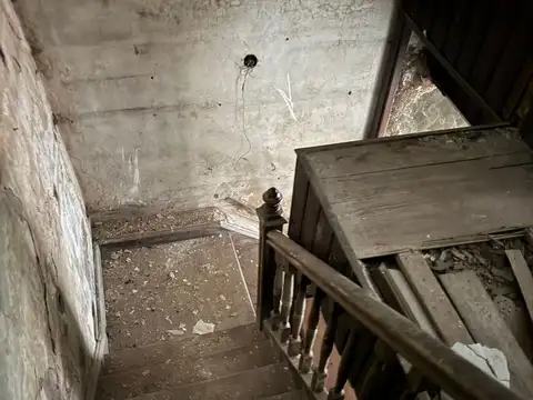 Casa 7 ambientes con 3 baños